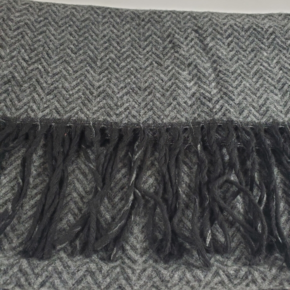 Bloomingdale's Gray and Black Herringbone Scarf - Picture 6 of 6